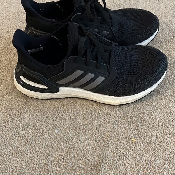 Adidas Ultraboost Black m6/w7  - Picture 2 of 7